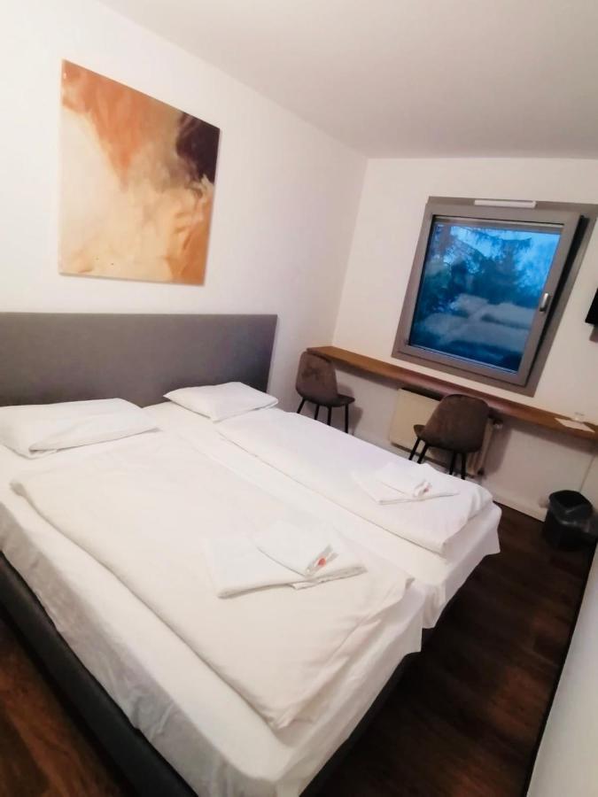 Creo Hotel Dessau Екстер'єр фото